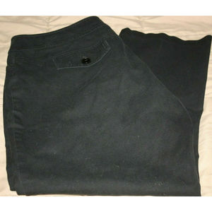 WOMEN'S BLACK CAPRIS SZ 12 BY WOMYN LADIES GUC